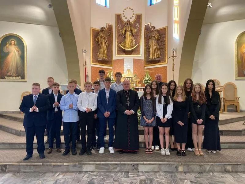 Kiedy ksiądz może odmówić dopuszczenia do bierzmowania? Sprawdź najważniejsze zasady.