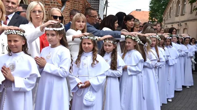 Kiedy pierwsza komunia – jak przygotować się na to wyjątkowe wydarzenie?