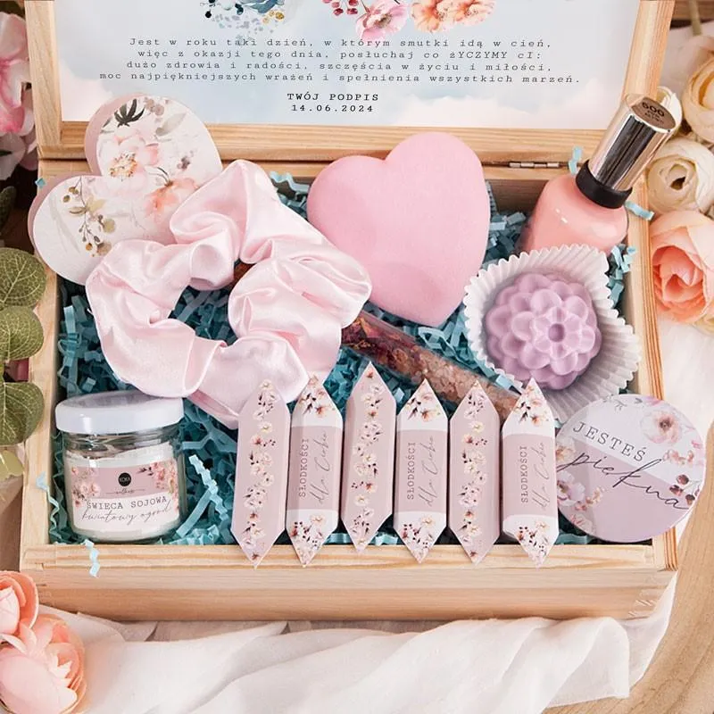 Niebanalne pomysły na prezent dla przyjaciółki na święta