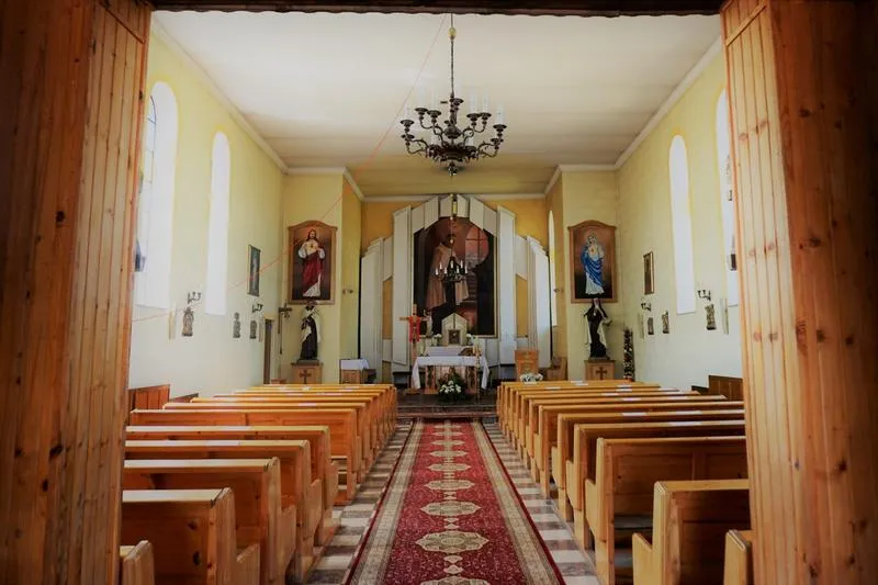 Obowiązek chodzenia do kościoła – prawda czy mit?